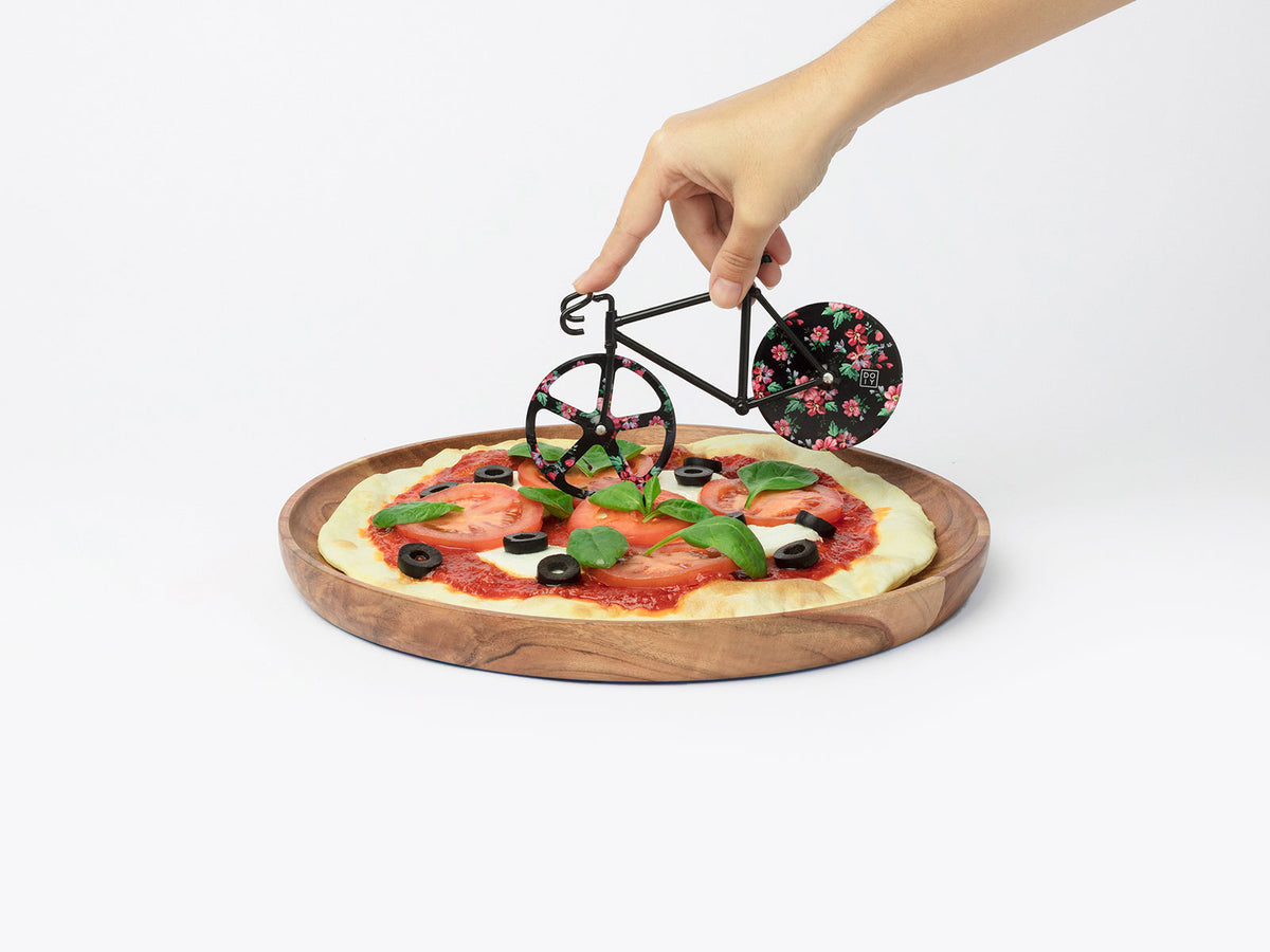 Gentlemen's Hardware Pizza Cutter & Serving Board