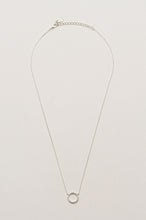 Load image into Gallery viewer, Estella Bartlett Circle Necklace