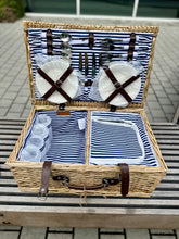 Load image into Gallery viewer, Four Person Picnic Basket
