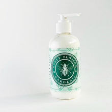 Load image into Gallery viewer, Sweet Blossom Company Body Lotion - Gardenia
