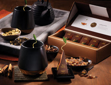Load image into Gallery viewer, Tea Forte Petite Box - Pumpkin Spice
